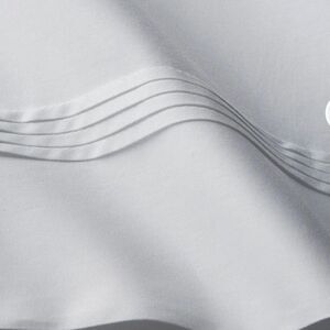 The Company Store Legends Egyptian Cotton Sateen King Flat Sheet in Silver. NWT